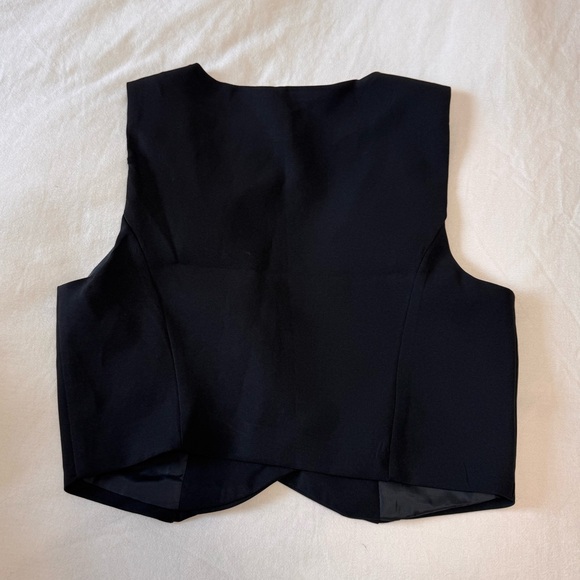 Women’s stylish vest - Picture 3 of 3
